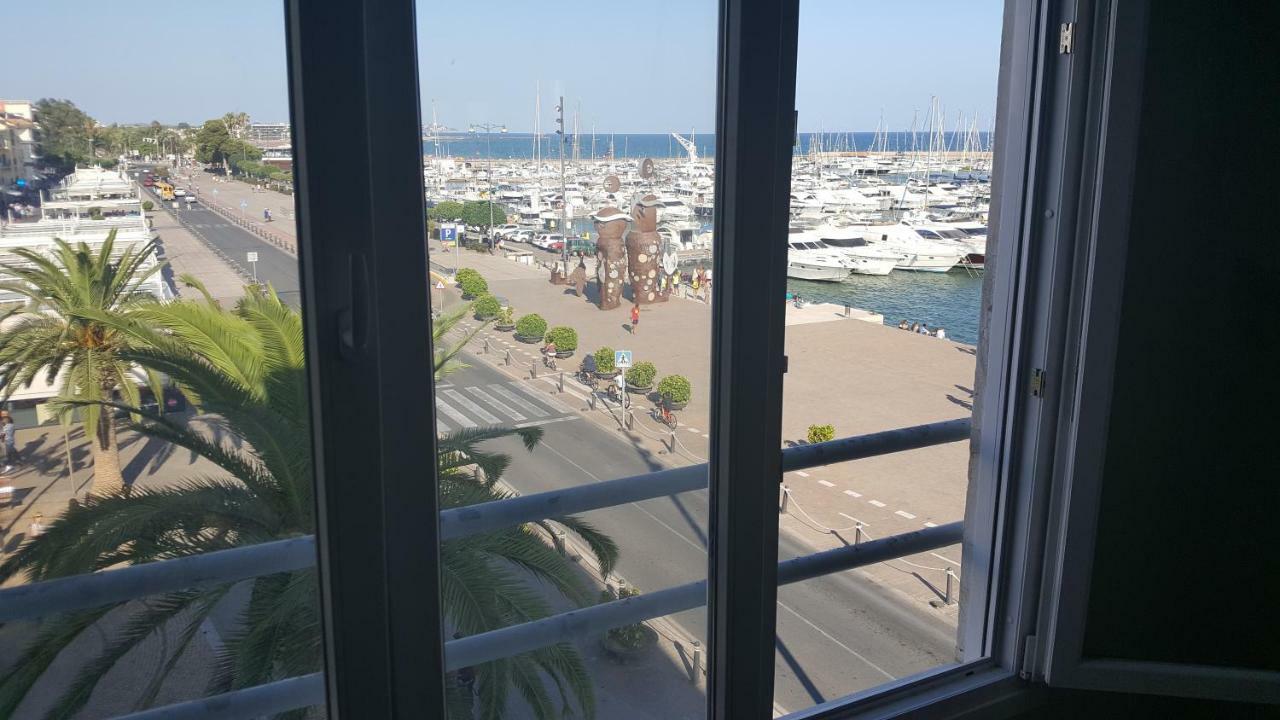 Apartament Marina Port Cambrils Bagian luar foto